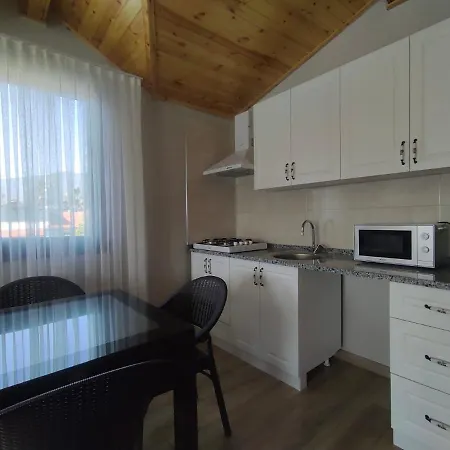 Hotel apartamentowy Golden Lake Resorts